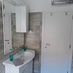 דירה Ellalinda