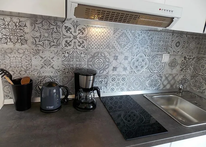 Apartment Ellalinda *